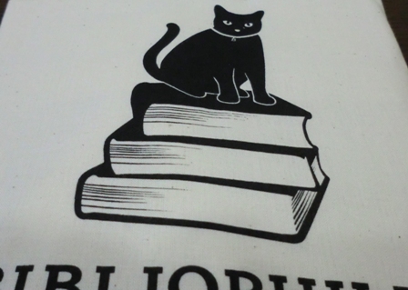 本と猫１