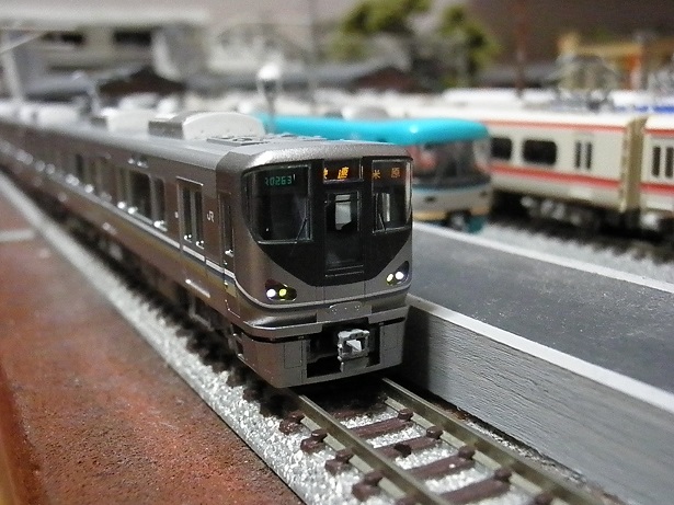 TOMIX JR西日本２２５系 - 鉄道模型趣味の備忘録