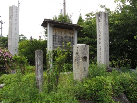 岡崎源氏蛍発生地碑