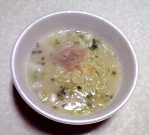 麺屋 彩々 白鶏塩ラーメン カップ版（2014年）