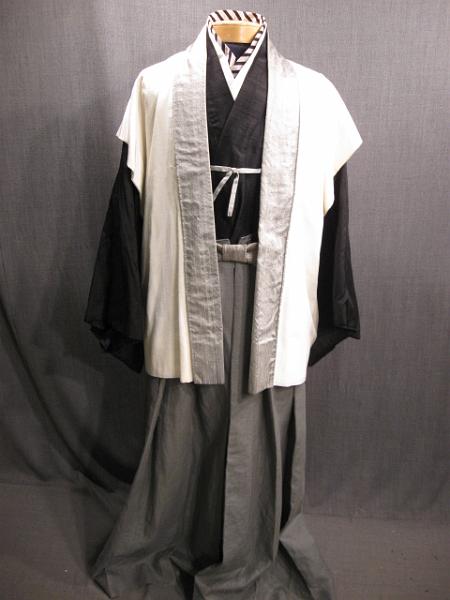 09035184 09034986 09035382 09035283 Ethnic Stylized Kimono Hakima Ensemble Grey Black White M