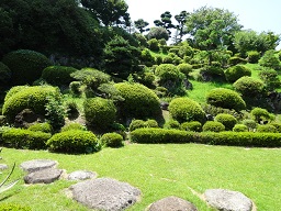 鍋島庭２