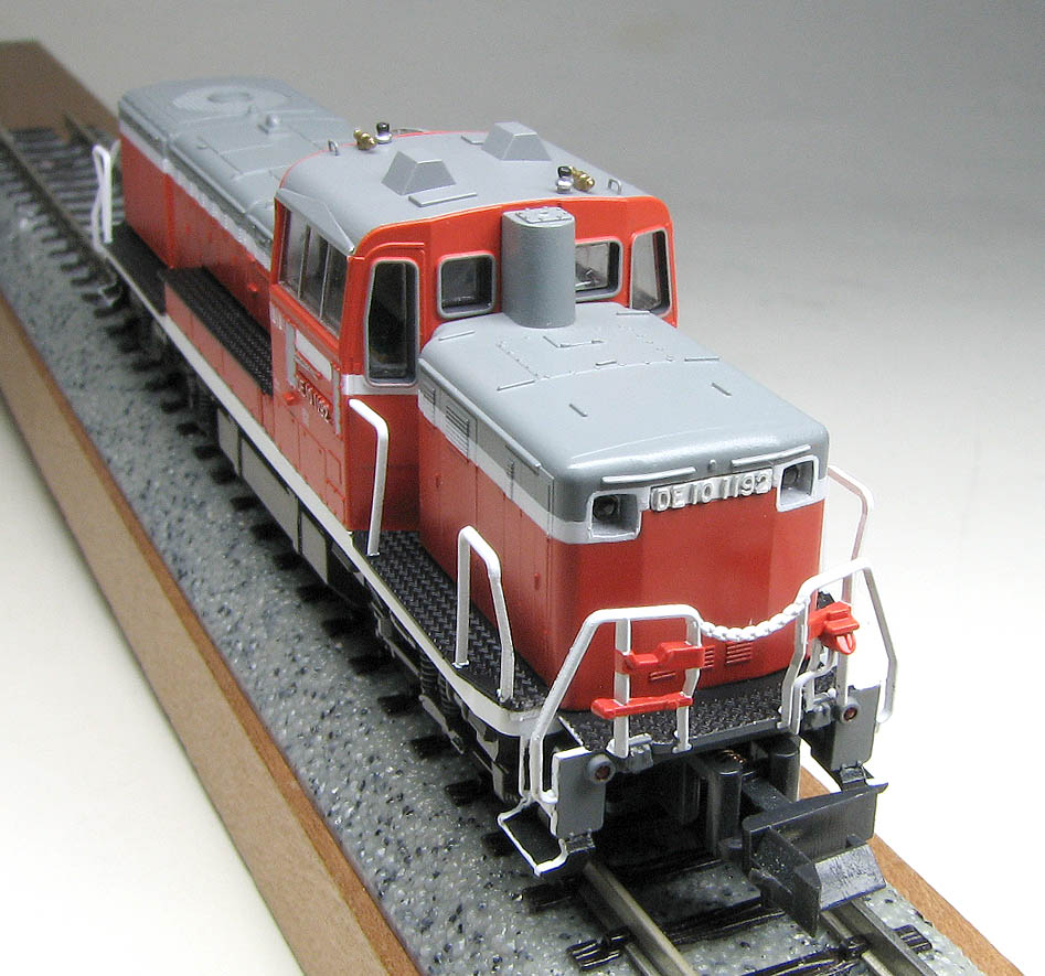 KATO DE10（旧製品） - たけぞうの意匠箱 －鉄道模型9㎜ゲージ+雑談－