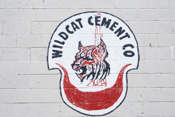 blog 40W-old 66 Wheeler County, Shamrock, town, Wild Cat Cement Company, TX_DSC2170-9.4.09.(2).jpg